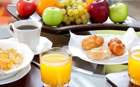 A mild breakfast for gastritis