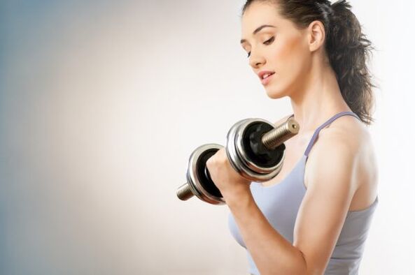 Dumbbell physical exercise helps in the process of losing 5 kg in 7 days